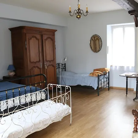 Chez Celestine * Souvigny